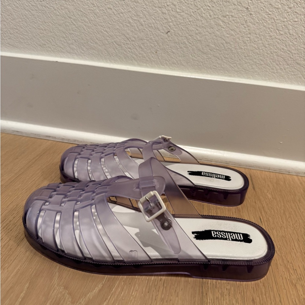 Melissa Sandal